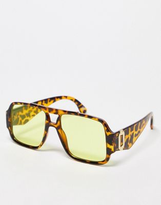 ASOS DESIGN supersize navigator sunglasses with taupe lens in brown tortoiseshell - ASOS Price Checker