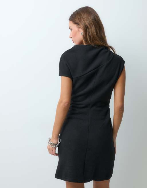 ASOS DESIGN supersoft asymmetrisch drapiertes Minikleid in Schwarz, 4 von 4