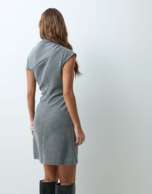 ASOS DESIGN supersoft asymmetrisk draperad miniklänning i charcoal, 3 av 4
