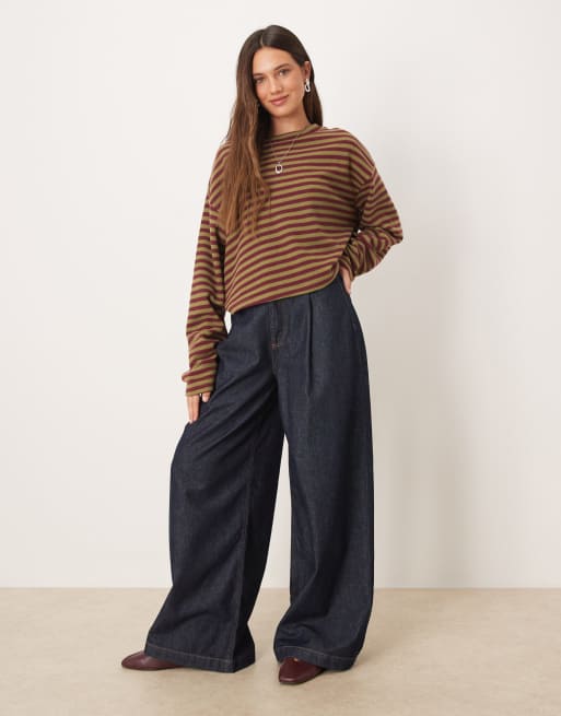 ASOS DESIGN Supersoft boxy crop shirt in burgundy and khaki stripe, 3 of 4