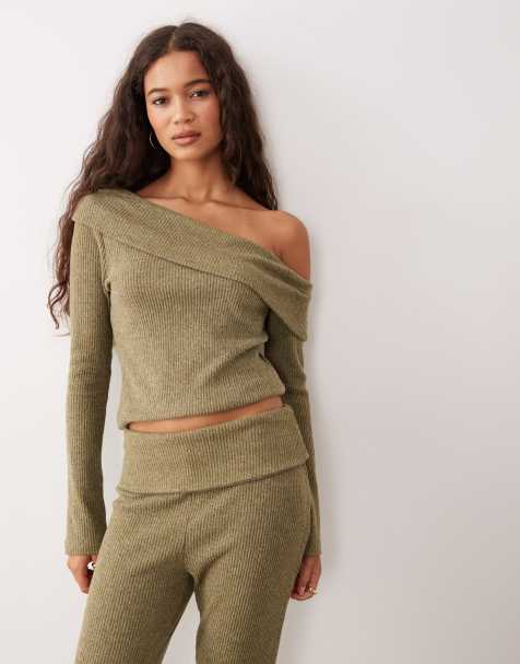 ASOS DESIGN Supersoft brushed rib long sleeve off shoulder top in khaki - MGREEN - view 1