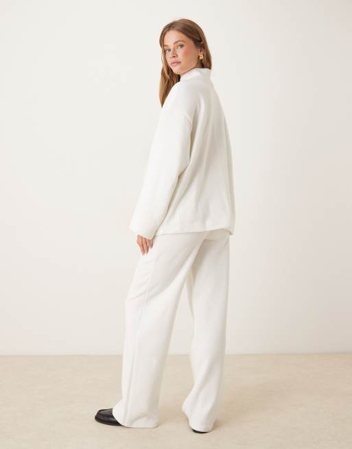 ASOS DESIGN Supersoft co-ord wide leg jogger in winter white, 4 of 5