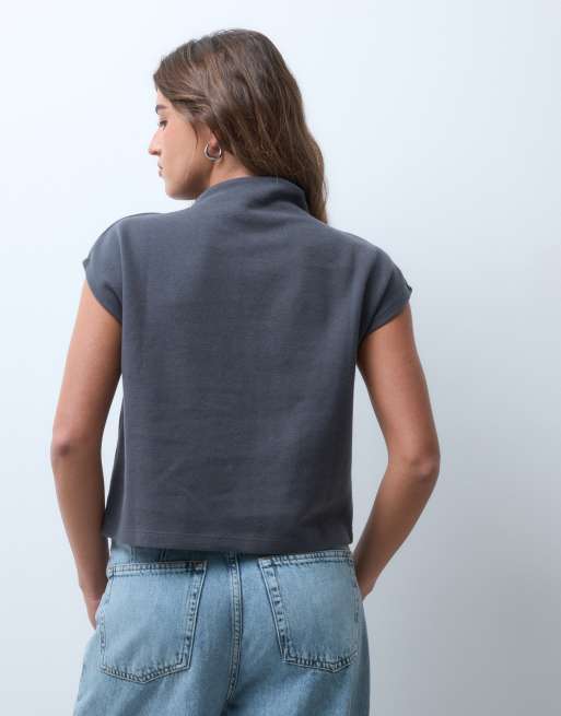 ASOS DESIGN supersoft kastiges Crop-Top in Anthrazit | ASOS