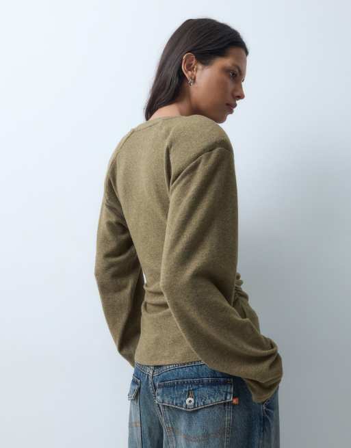 ASOS DESIGN supersoft långärmad Henley-topp med markerad midja i olivgrönt, 4 av 9