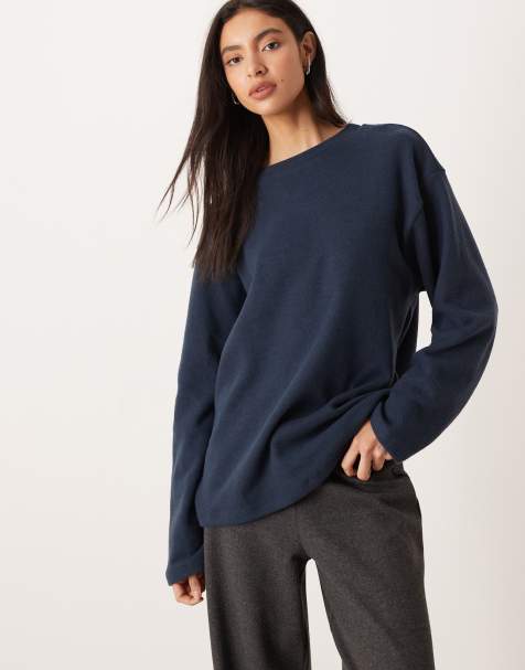 ASOS DESIGN Supersoft long sleeve skater tee in navy - view 1