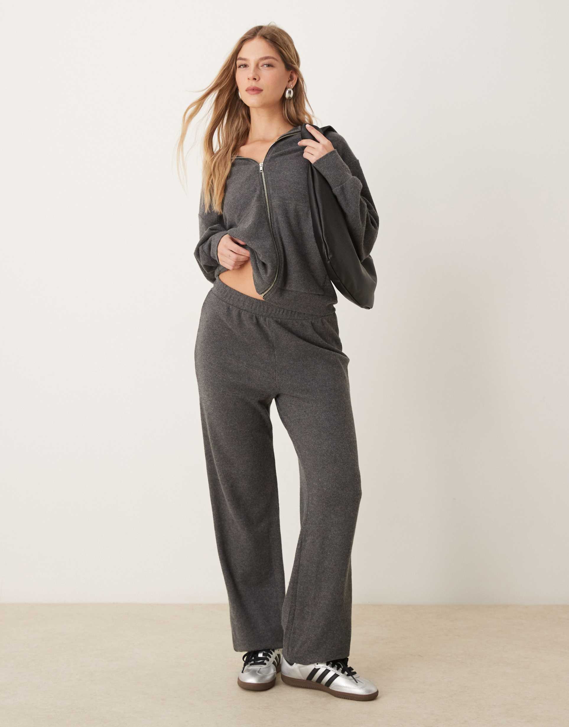 asos design supersoft low rise cuffed sweatpants in gray heather - part of a set