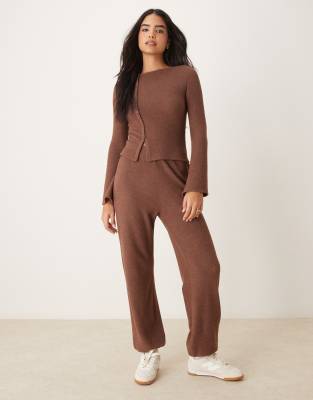 Asos Design Supersoft Low Rise Cuffed Sweatpants In Heathered Chocolate - Part Of A Set-brown