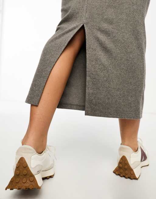 ASOS DESIGN supersoft midi skirt in charcoal marl (part of a set), 3 of 4
