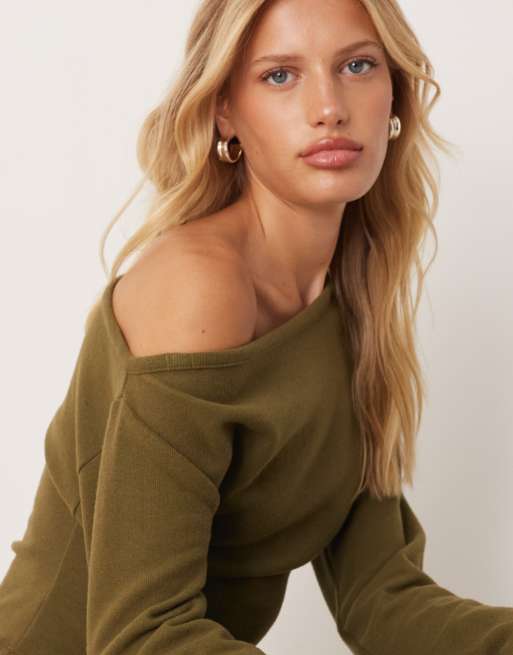 ASOS DESIGN - Top ultra-doux à manches longues et épaules dénudées avec taille corset - Kaki