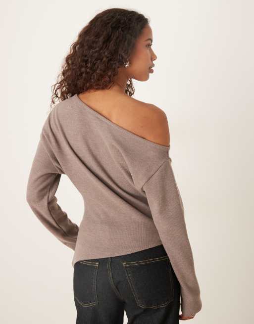ASOS DESIGN supersoft off-shoulder corset waist long sleeve top in mocha, 3 of 4