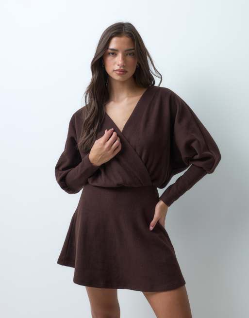 ASOS DESIGN supersoft plunge batwing long sleeve mini dress in chocolate, 4 of 5