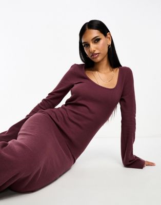 Asos Design Supersoft Scoop Neck Maxi Dress With Flare Sleeves In Burgundy-multi