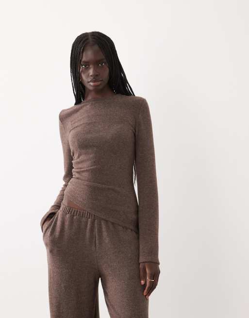 ASOS DESIGN - Superzachte top en rok in bruin, 2 van 3