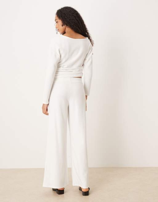 ASOS DESIGN supersoft wide leg pants in winter white (part of a set) , 4 of 5