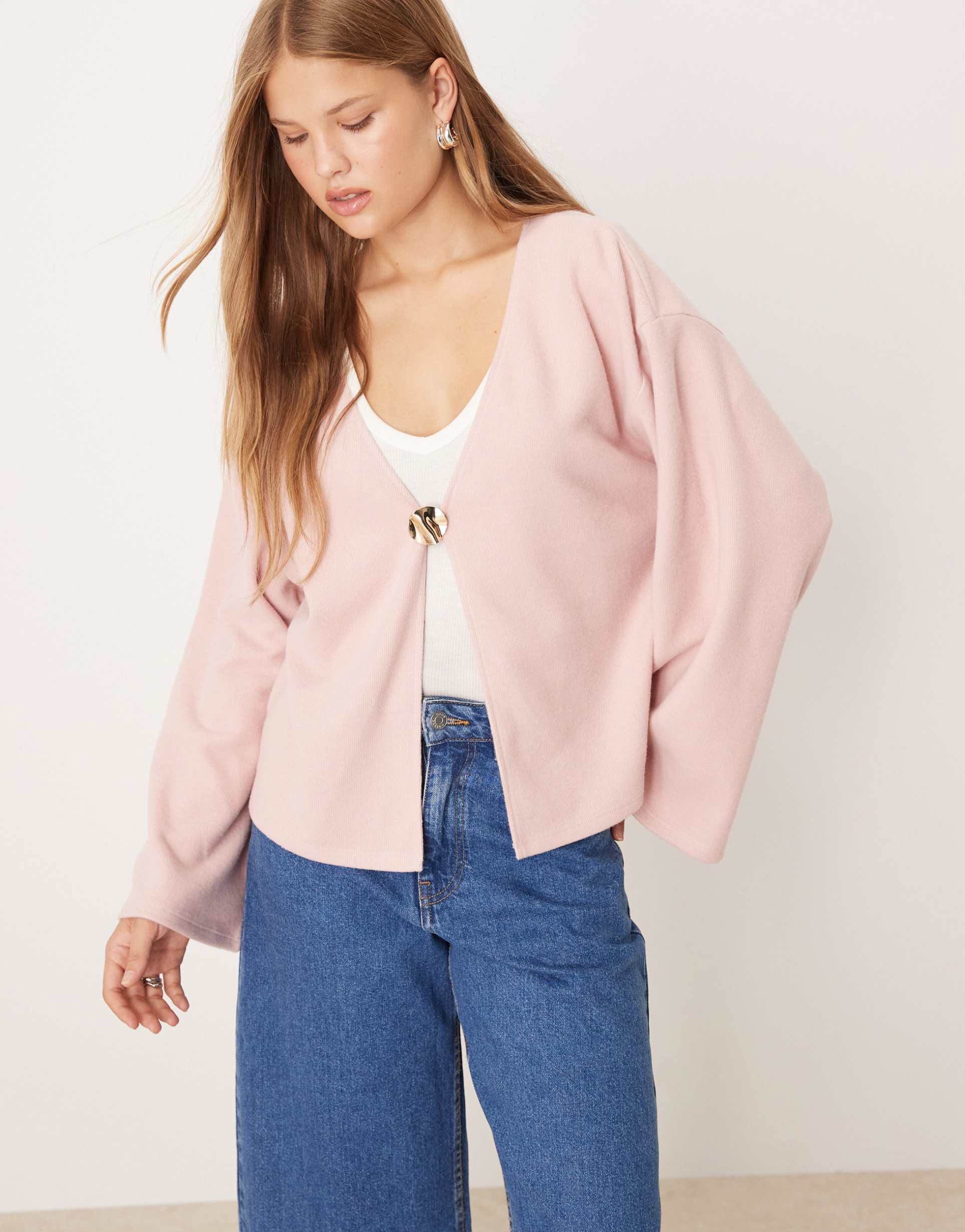asos design supersoft wide sleeve hardware detail cardigan in light pink