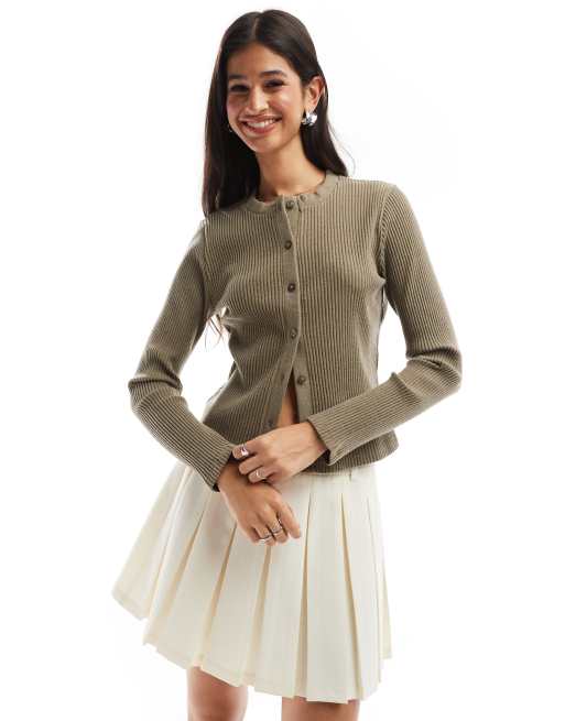 ASOS DESIGN – Superweiche, gerippte Strickjacke in Taupe mit Rundhalsausschnitt, 3 von 4