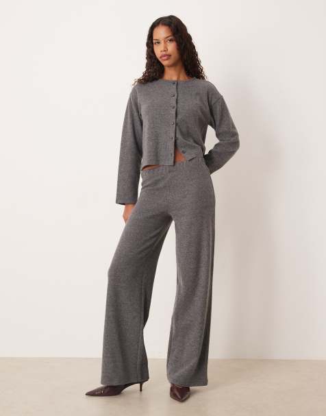 ASOS DESIGN – Superweiche Hose in Grau mit weitem Bein - view 1