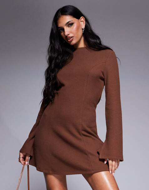 ASOS DESIGN – Superweiches, ausgestelltes Minikleid in Schokobraun mit Stehkragen - view 1