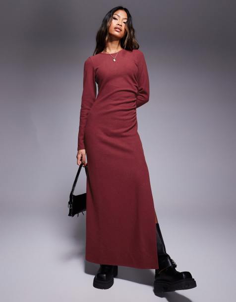 ASOS DESIGN – Superweiches, langärmliges Maxikleid in Burgunderrot mit seitlicher Raffung - view 1
