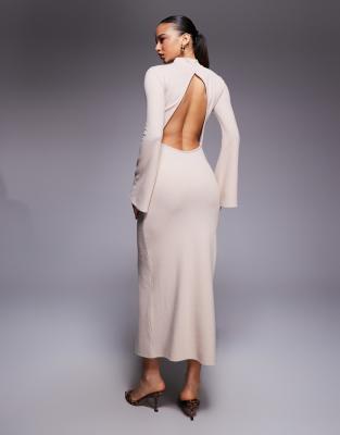 ASOS DESIGN - Superweiches Maxikleid in Cremeweiß mit Rollkragen und Rückenausschnitt