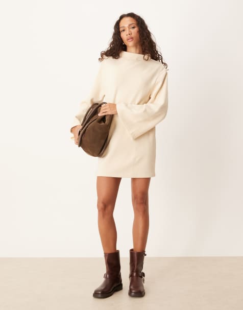 ASOS DESIGN – Superweiches Minikleid in Cremeweiß mit weiten Ärmeln - view 1