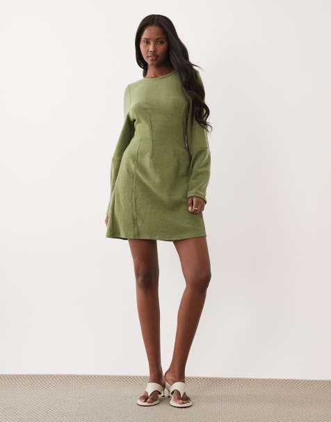 ASOS DESIGN – Superweiches Minikleid in Dunkelgrün mit Ziernaht und Cocoon-Ärmeln - view 1