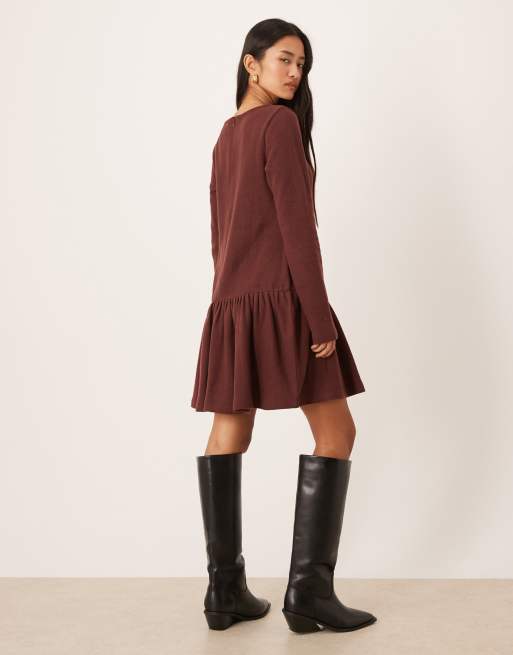 ASOS DESIGN – Superweiches Minikleid in Schokobraun mit gerafftem Korsett-Taillendetail, 4 von 4