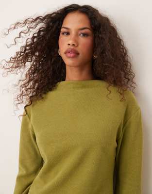 ASOS DESIGN - Superweiches Sweatshirt in Olivgrün mit Stehkragen, Kombiteil