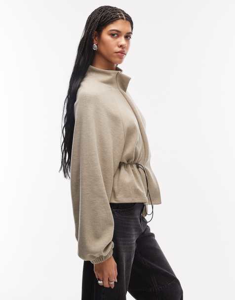 ASOS DESIGN - Superzachte getailleerde top met opstaande boord en rits in taupe - view 1