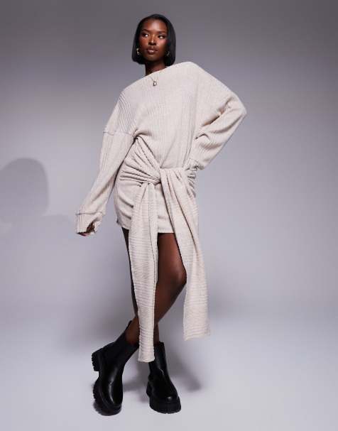 ASOS DESIGN - Superzachte grofgebreide mini jurk met gestrikte taille in lichtbeige - view 1