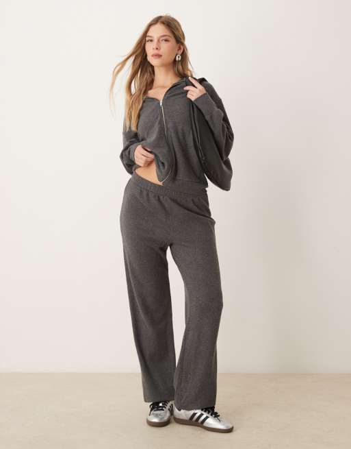 ASOS DESIGN - Superzachte joggingbroek met lage taille en elastiek in de zoom in gemêleerd grijs, deel van co-ord set