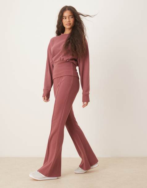 ASOS DESIGN - Superzachte kick flare-broek met naaddetail in bruin - view 1