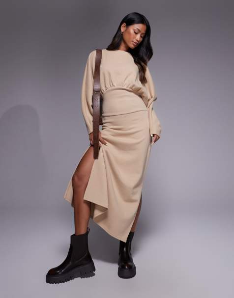 ASOS DESIGN - Superzachte midi-jurk met rechte hals en gepofte vleesmuismouwen in stone - view 1