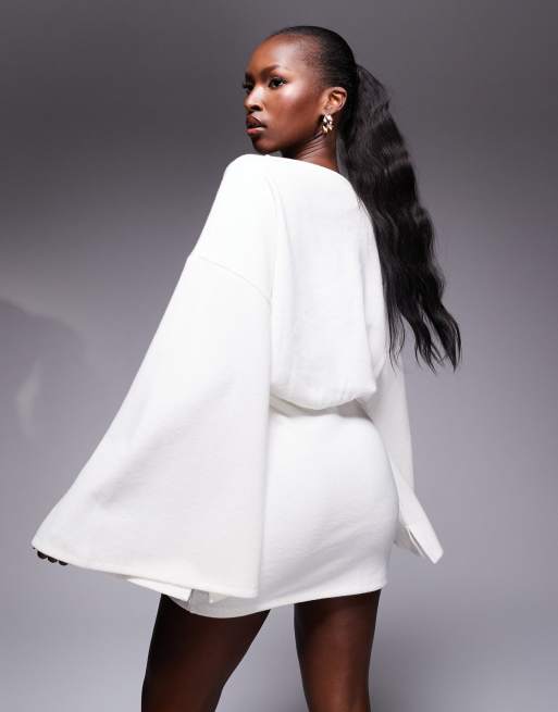 ASOS DESIGN - Superzachte mini blousonjurk met lange wijde mouwen in winter wit, 2 van 4