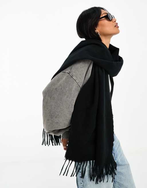 ASOS DESIGN - Superzachte sjaal met kwastjes in zwart, 4 van 4