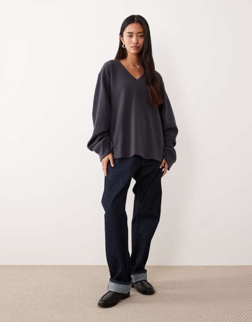 ASOS DESIGN - Superzachte trui met gerimpelde mouwen en V-hals in grijs, 3 van 4