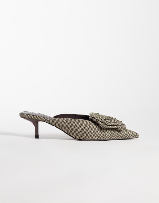 ASOS DESIGN Surprise corsage detail pointed kitten heeled mules in check, 2 of 4