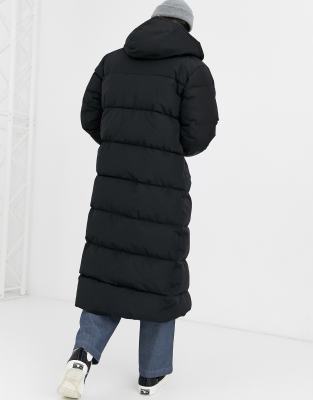 asos design sustainable puffer jacket in black with funnel neck