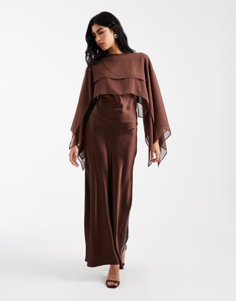 ASOS DESIGN – Svart, asymmetrisk midiklänning i satin med cape - view 1