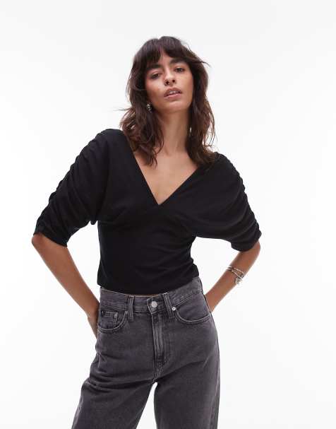 ASOS DESIGN – Svart, åtsmitande topp med djup ringning, pingvinärmar och rynkad midja - view 1