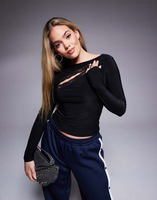 ASOS DESIGN – Svart, åtsmitande topp med långa ärmar, spets och utskurna detaljer