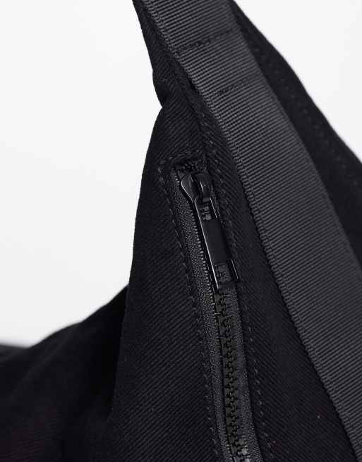 ASOS DESIGN – Svart axelremsväska i canvas, 3 av 4