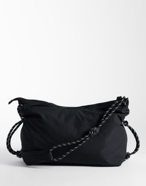 ASOS DESIGN – Svart axelremsväska i nylon - view 1