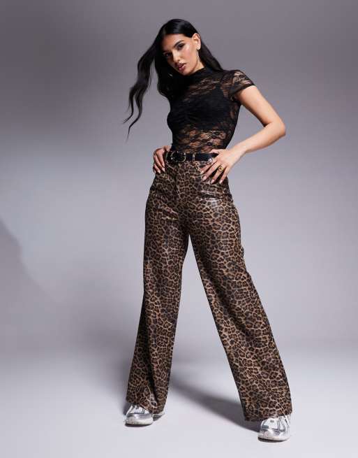ASOS DESIGN – Svart body med korta ärmar och rynkning i mitten av spets, 4 av 4