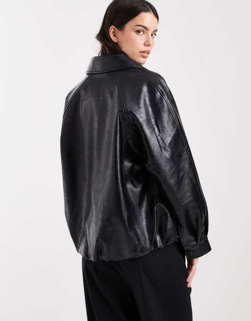 ASOS DESIGN – Svart bomberjacka i läderimitation och oversize, 2 av 4