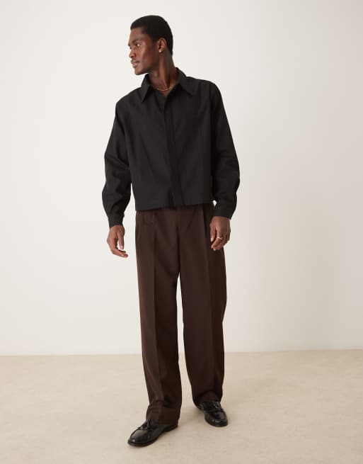 ASOS DESIGN – Svart, boxig, kort poplinskjorta i 70-talsstil med krage, 2 av 4