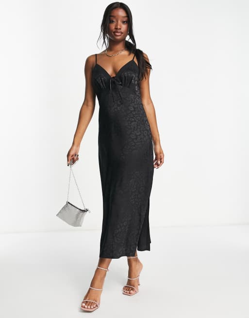 ASOS DESIGN – Svart djurmönstrad slipklänning i midi-längd och jacquard 