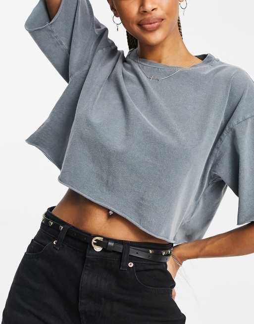 ASOS DESIGN – Svart extra smalt skärp med hjärtformade nitar