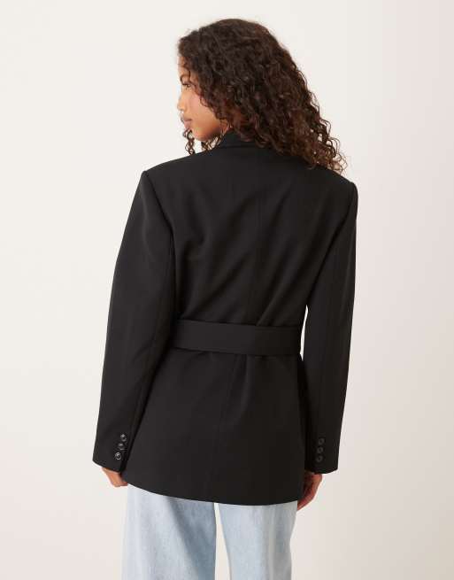 ASOS DESIGN – Svart, figursydd, avslappnad kavaj med skärp, 3 av 4