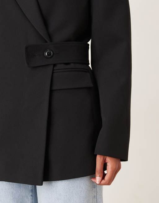 ASOS DESIGN – Svart, figursydd, avslappnad kavaj med skärp, 4 av 4